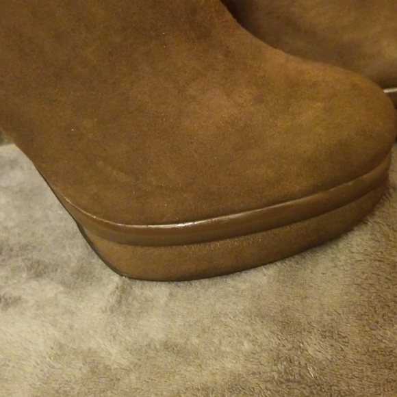 Kelsi Dagger Women's Booties - Picture 7 of 7